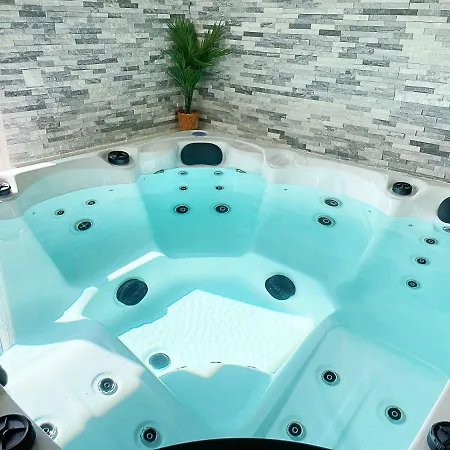 4as Paris Gæstehus 4*