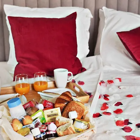 4as Paris 4*